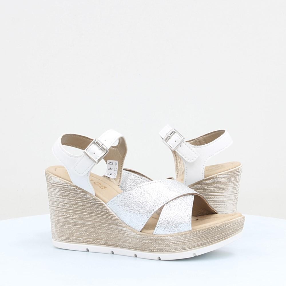 

Босоножки Inblu 40 белые 49904