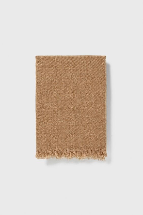 

Шарф Zara коричневый M (4678 301 704)