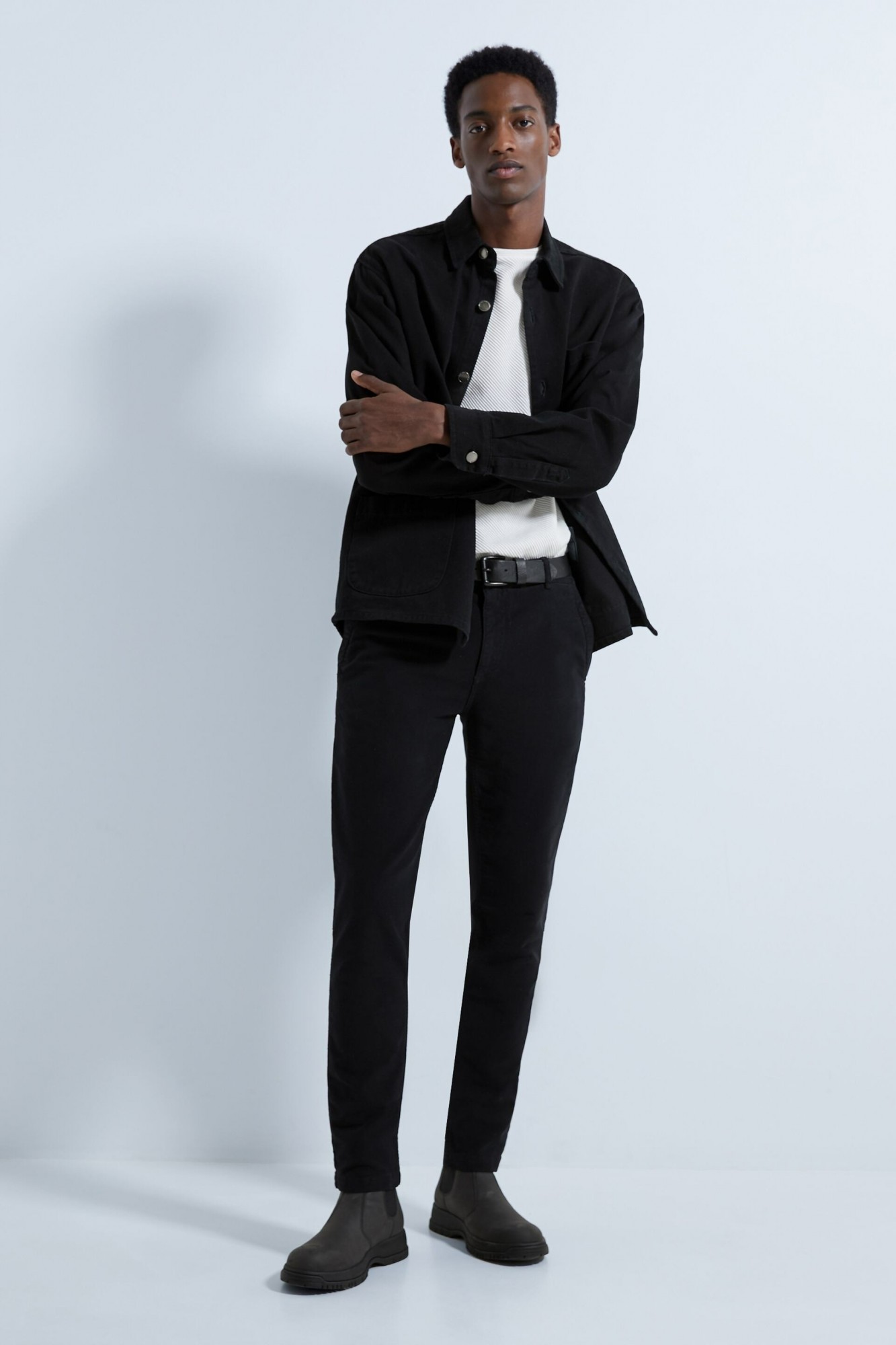 

Брюки Zara черные зауженные демисезонные XL (5006 409 401)