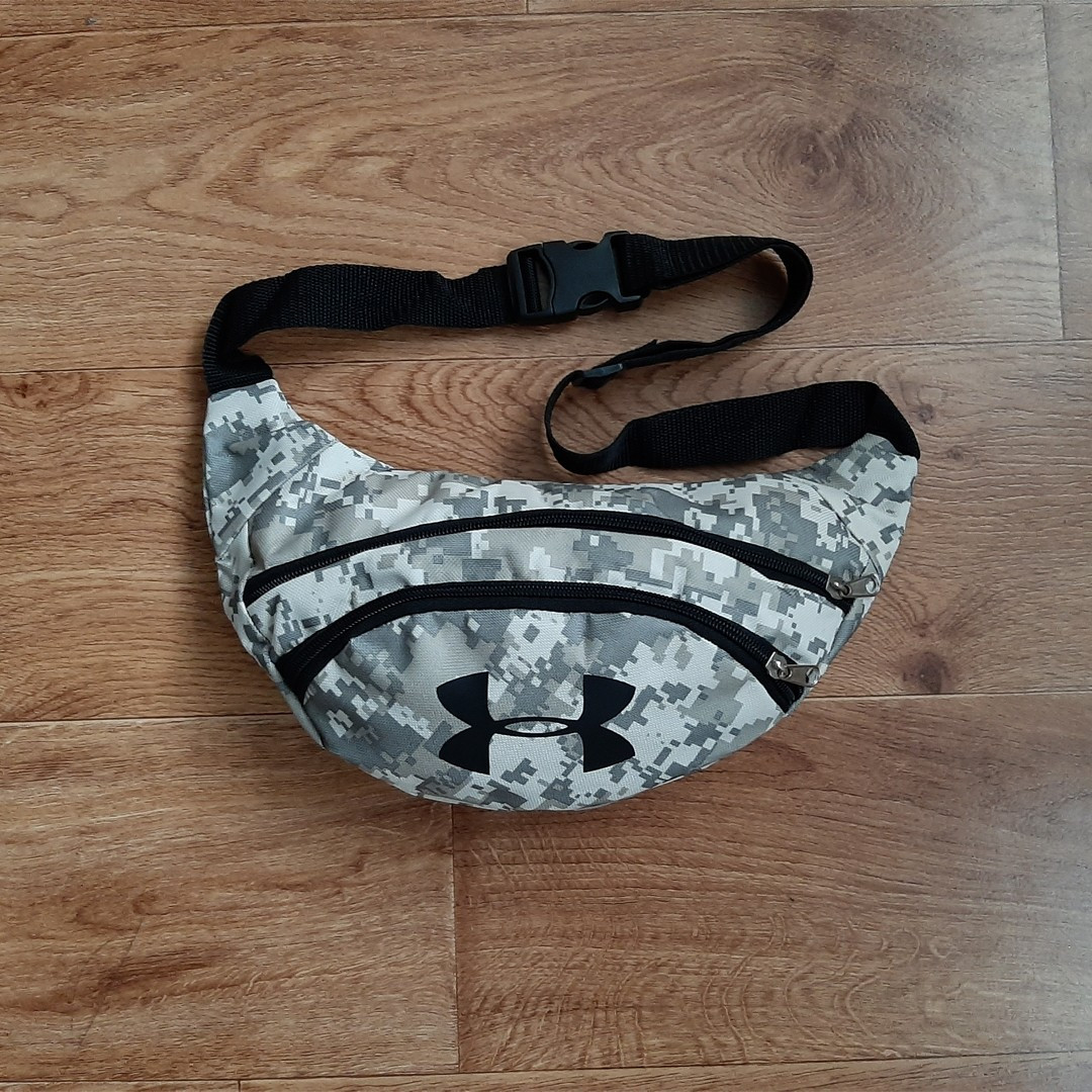 

Поясная сумка Бананка барсетка Under Armour Waist Bag Пиксель