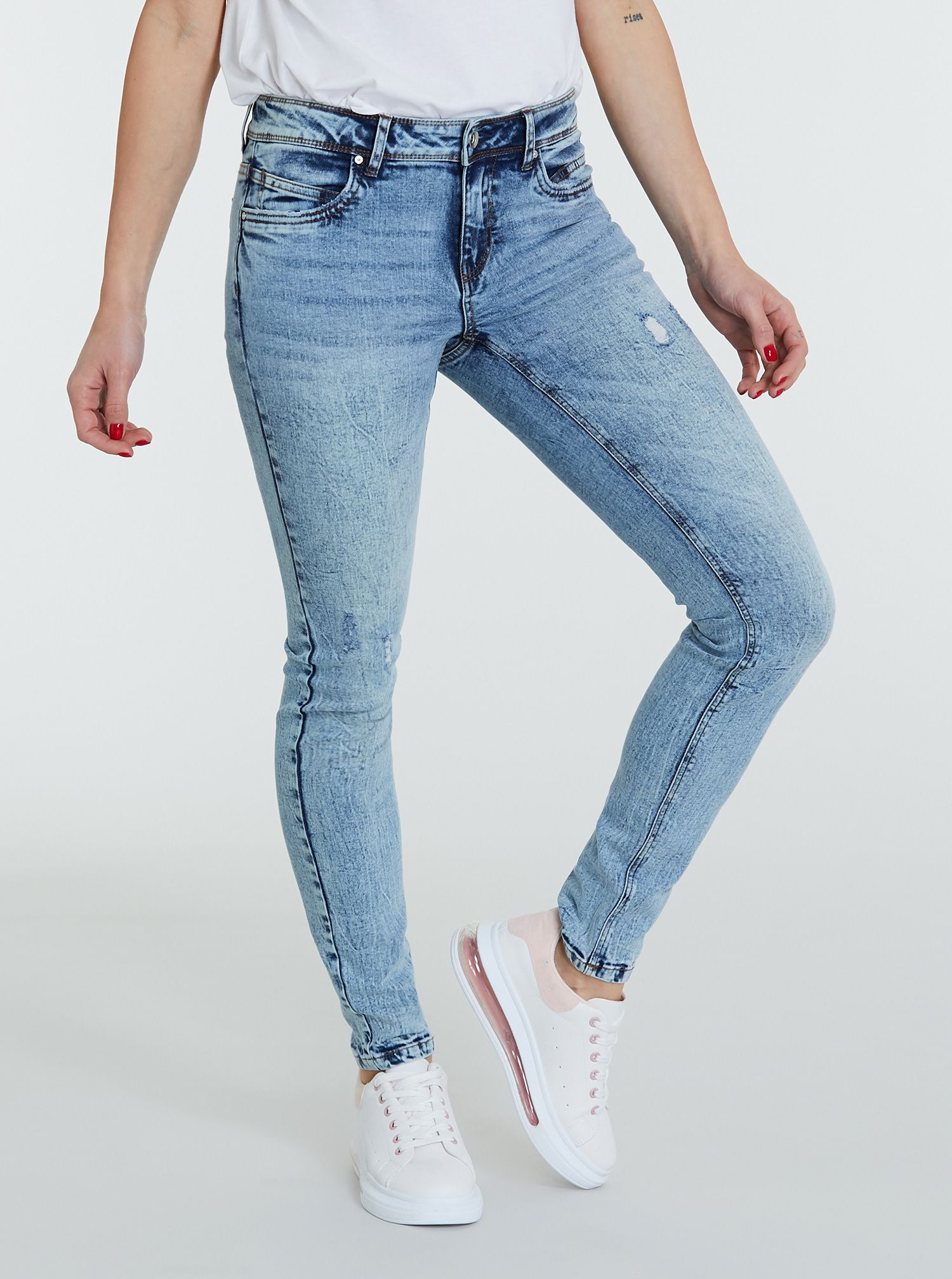 

Джинсы Piazza Italia 38535-58066 46 Light Denim