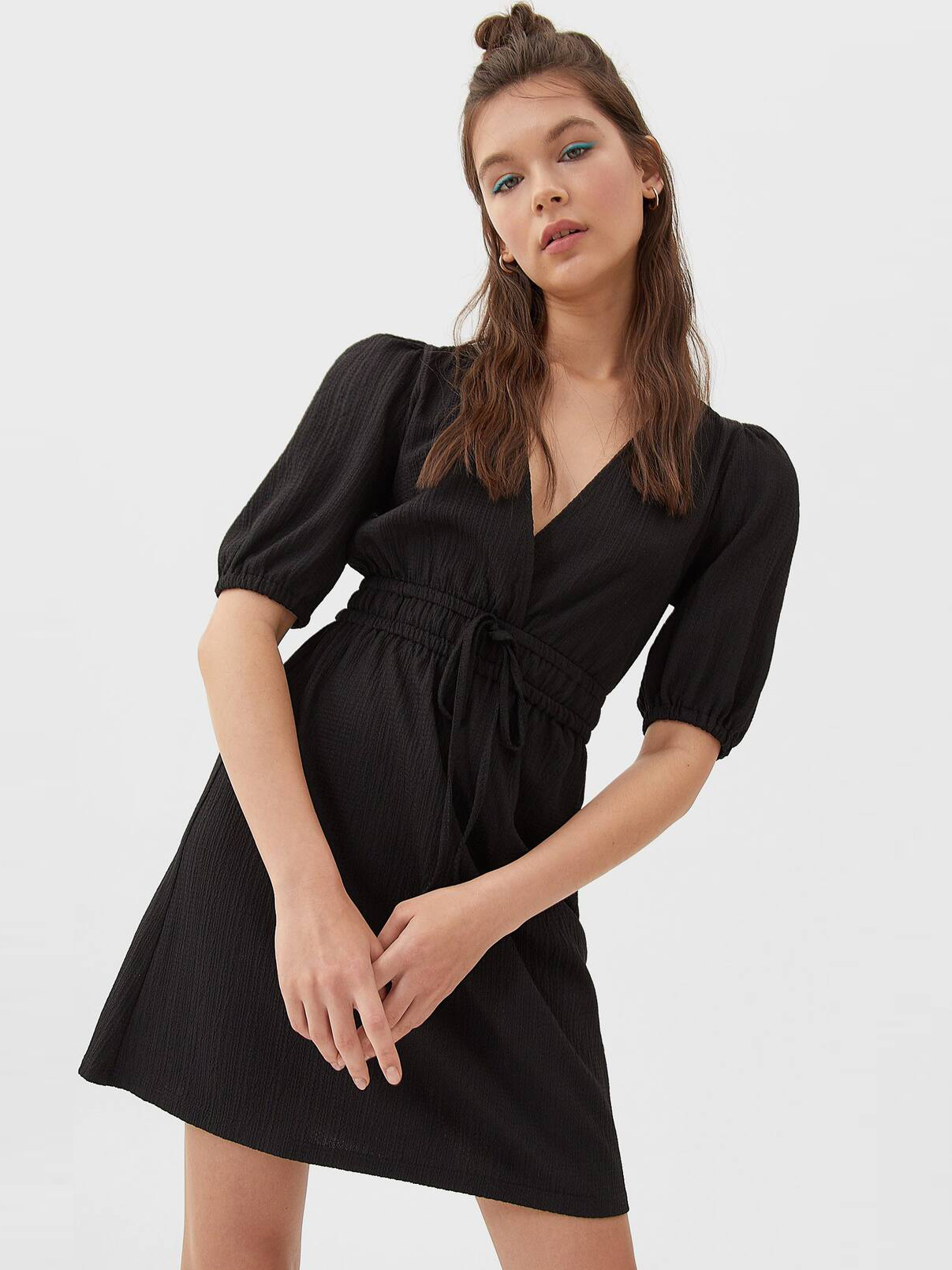 

Платье Stradivarius 07185152001 L Черное