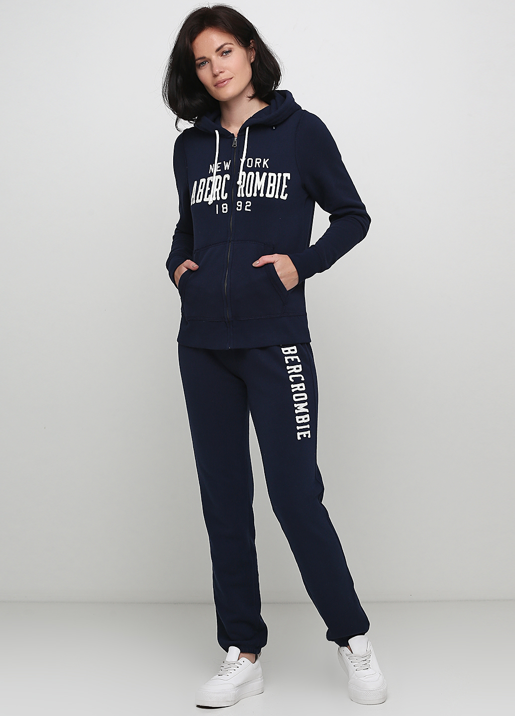 

Спортивный костюм женский - костюм спортивный Abercrombie & Fitch AF6113W  Темно-синий, Спортивный костюм женский - костюм спортивный Abercrombie & Fitch AF6113W M Темно-синий