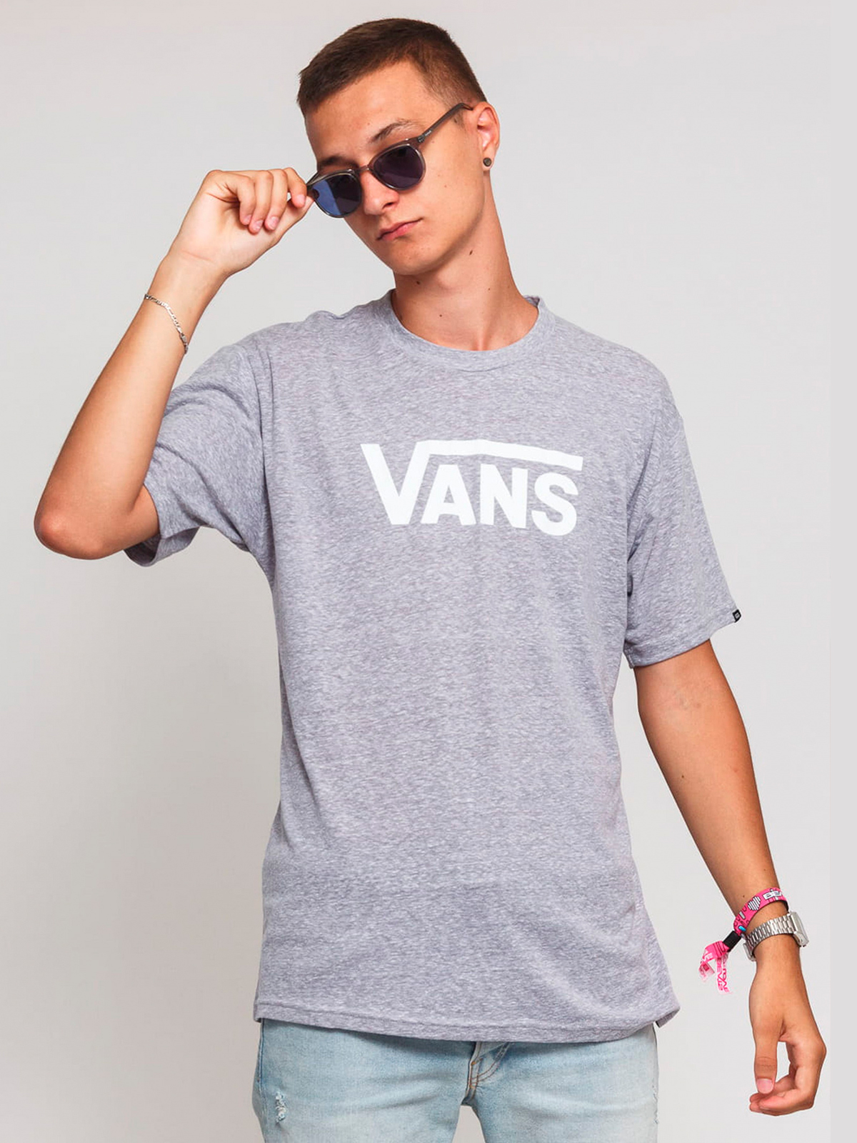 

Футболка Vans VN0000UMATH S Серая