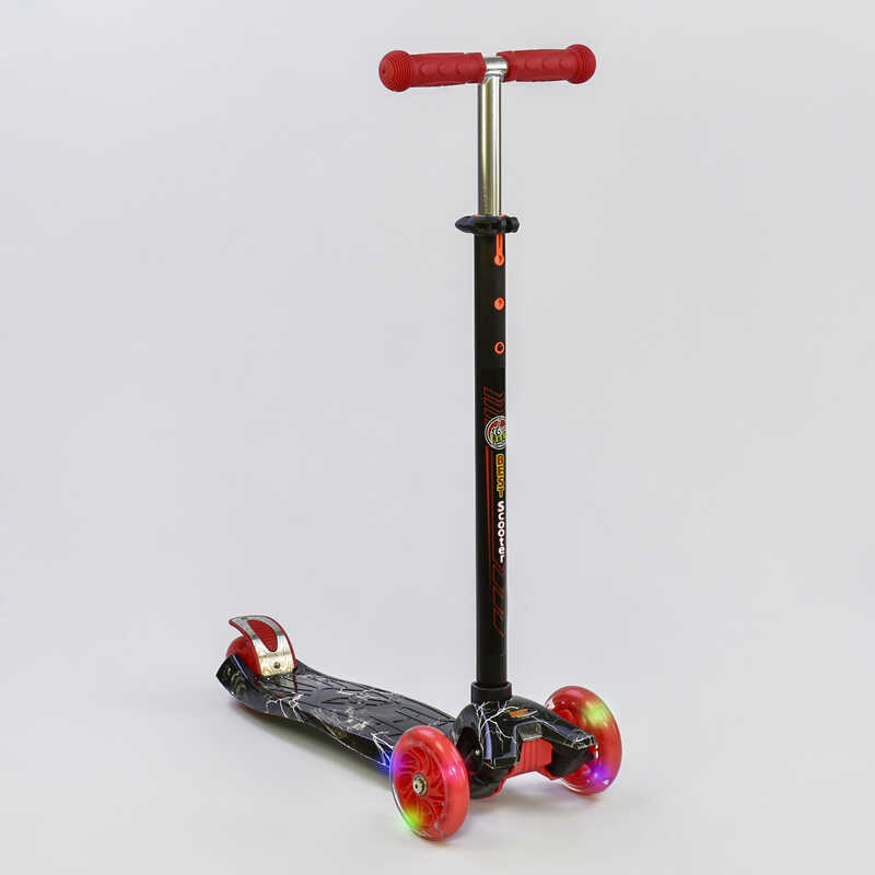 

Самокат дитячий А 25463 /779-1318 MAXI "Best Scooter" (1) пластмассовый, 4 колеса PU, СВЕТ, трубка руля алюминиевая, d=12см, в коробке
