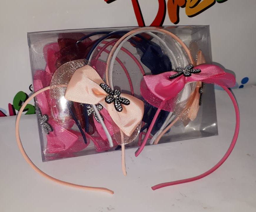 

Обруч "Бант", цена за уп., в уп. 12шт, в коробке 22*15*6см