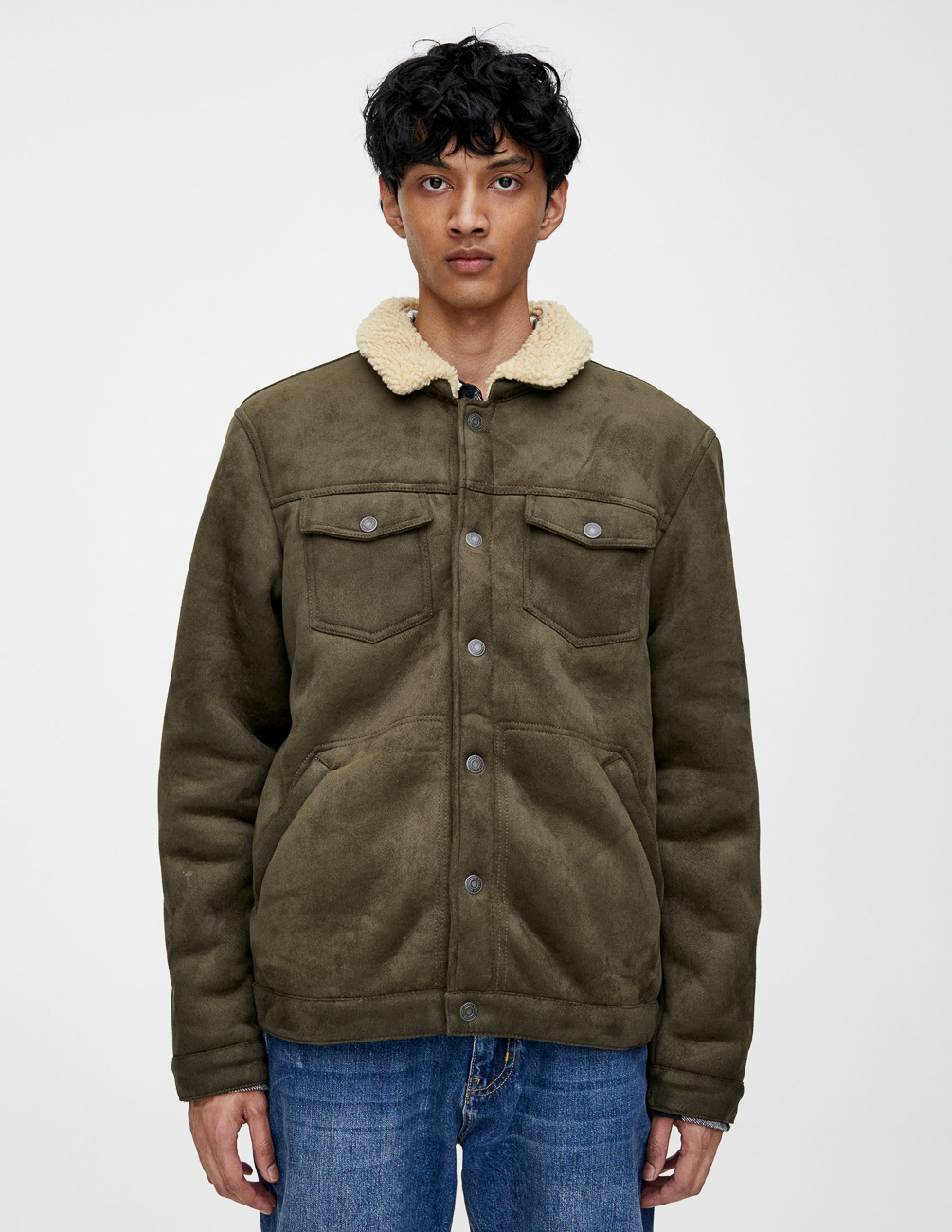 

Дубленка PULL & BEAR М0107459 (9714/538/505) цвет зеленый L