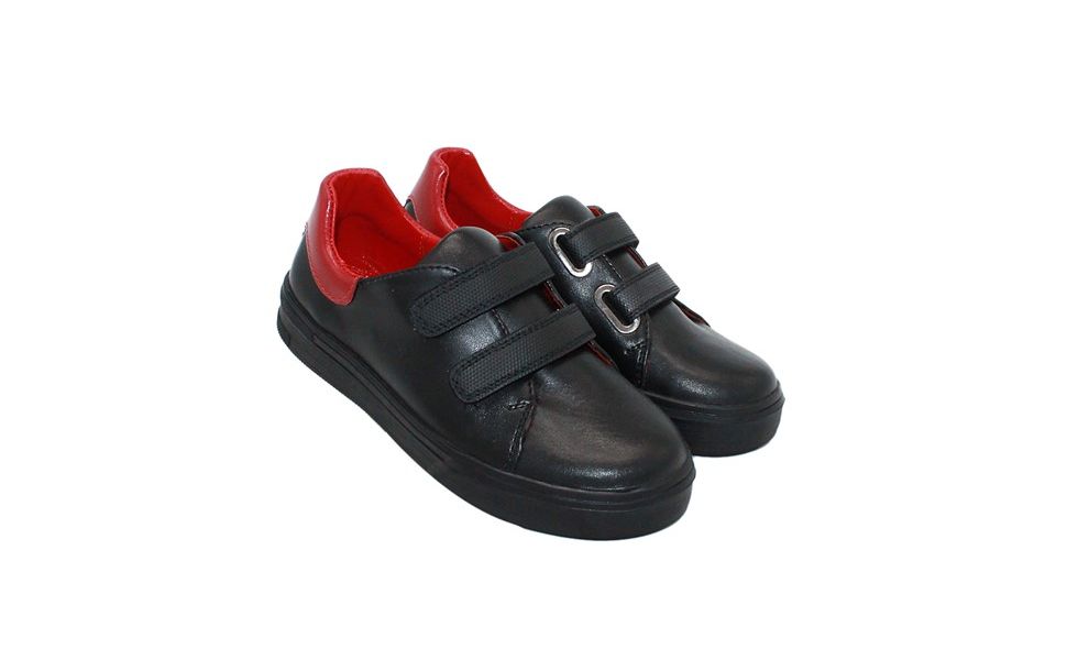 

Туфли Sandalik 36(р) черные с красной вставкой на липучках. (87131-939)