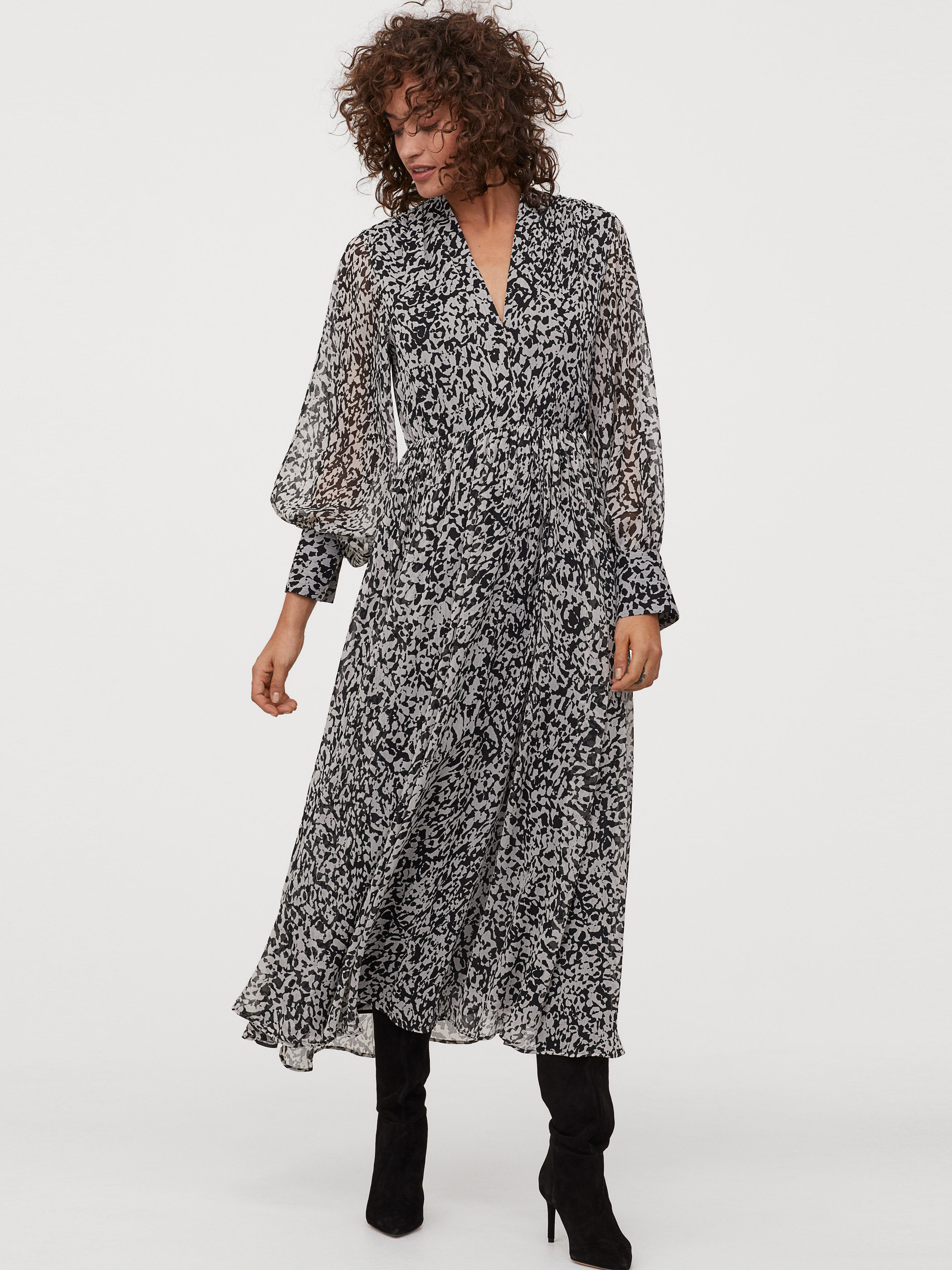 

Платье H&M 0855211-1 40 Белое