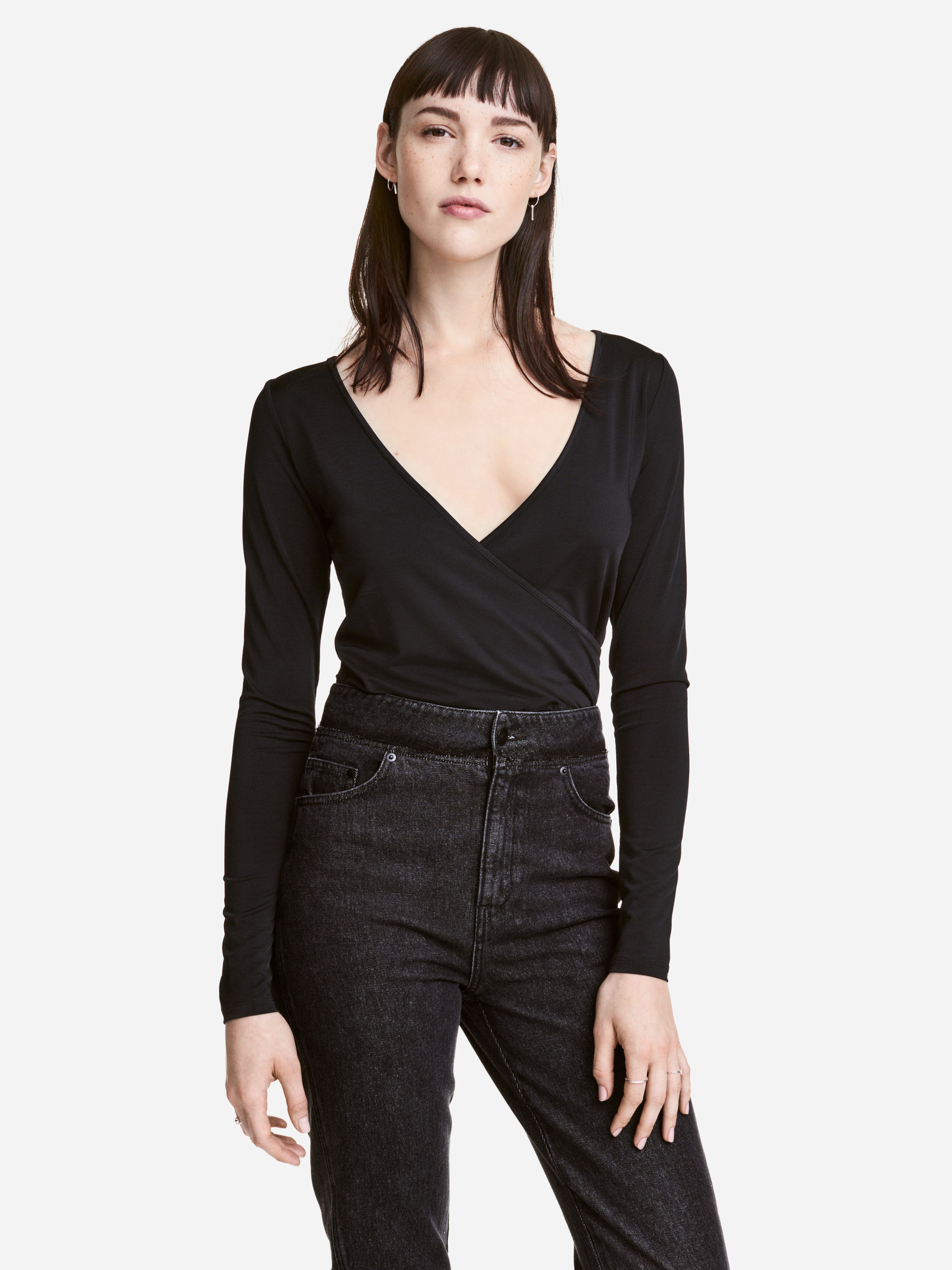 

Пуловер H&M 0482010-5  Черный, Пуловер H&M 0482010-5 32 Черный