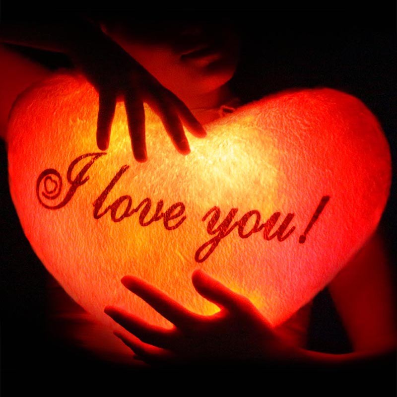 

ПОДУШКА НОЧНИК В ФОРМЕ СЕРДЦА "I LOVE YOU" Розовый