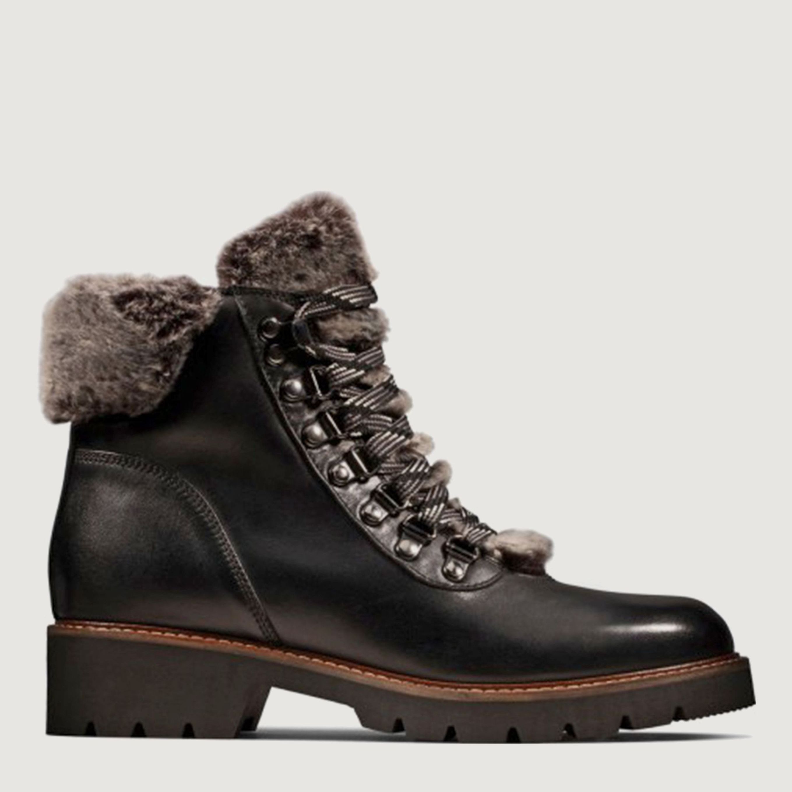

Ботинки Clarks 2614-7225 37 (22.9 см) Черные