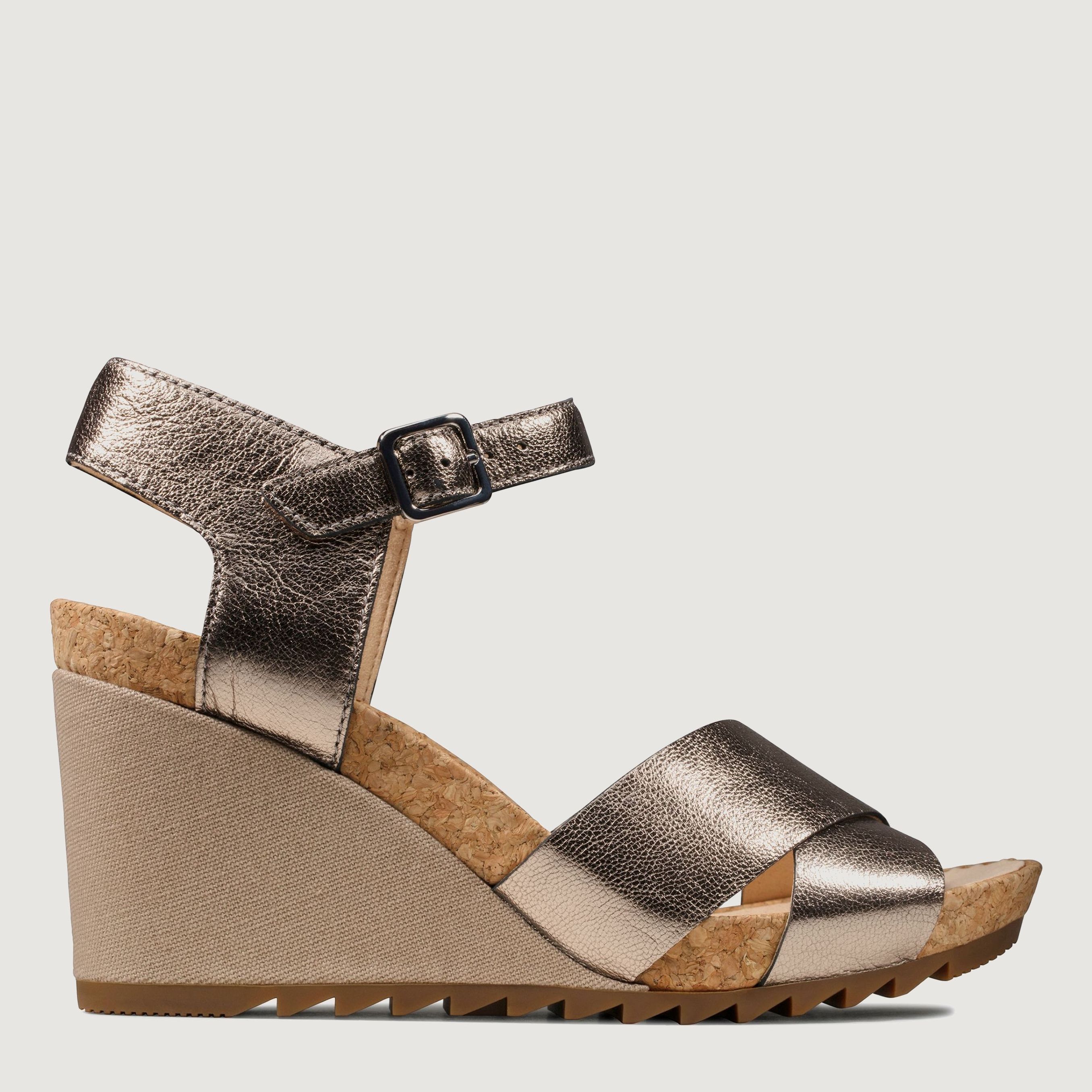 

Босоножки Clarks 2615-0432 41 (25.8 см) Золотистые