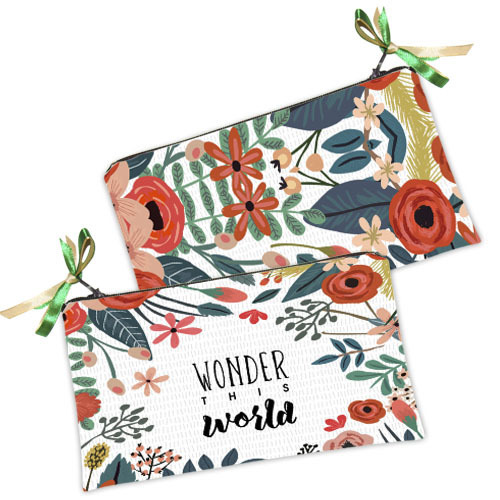 

Косметичка женская Presentville Wonder this world 20x12 см