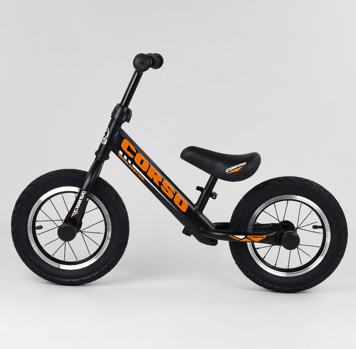 

Біговел дитячий велобіг Corso Acceleration 69280 сталева рама надувні колеса 12" Чорно-помаранчевий (123395)