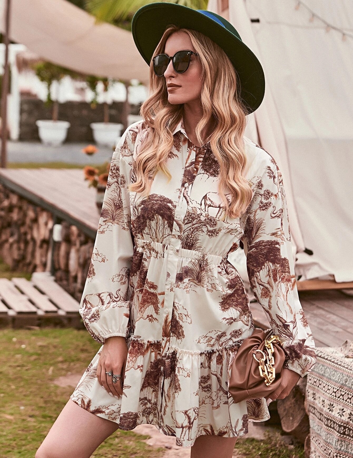 

Платье-рубашка женское Safari Berni Fashion (M) Коричневый