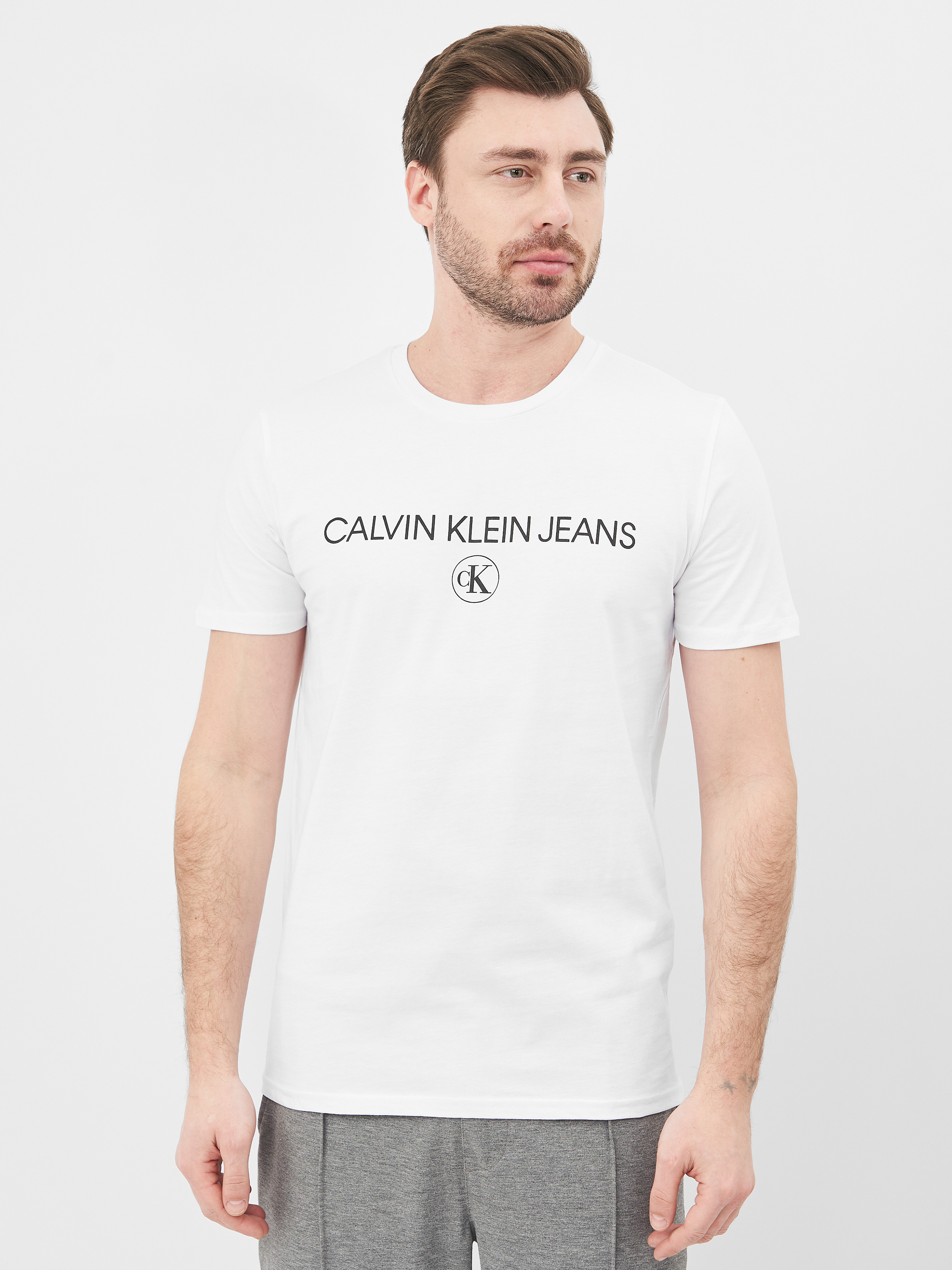 Акція на Футболка Calvin Klein Jeans 10568.2 L (48) Біла від Rozetka