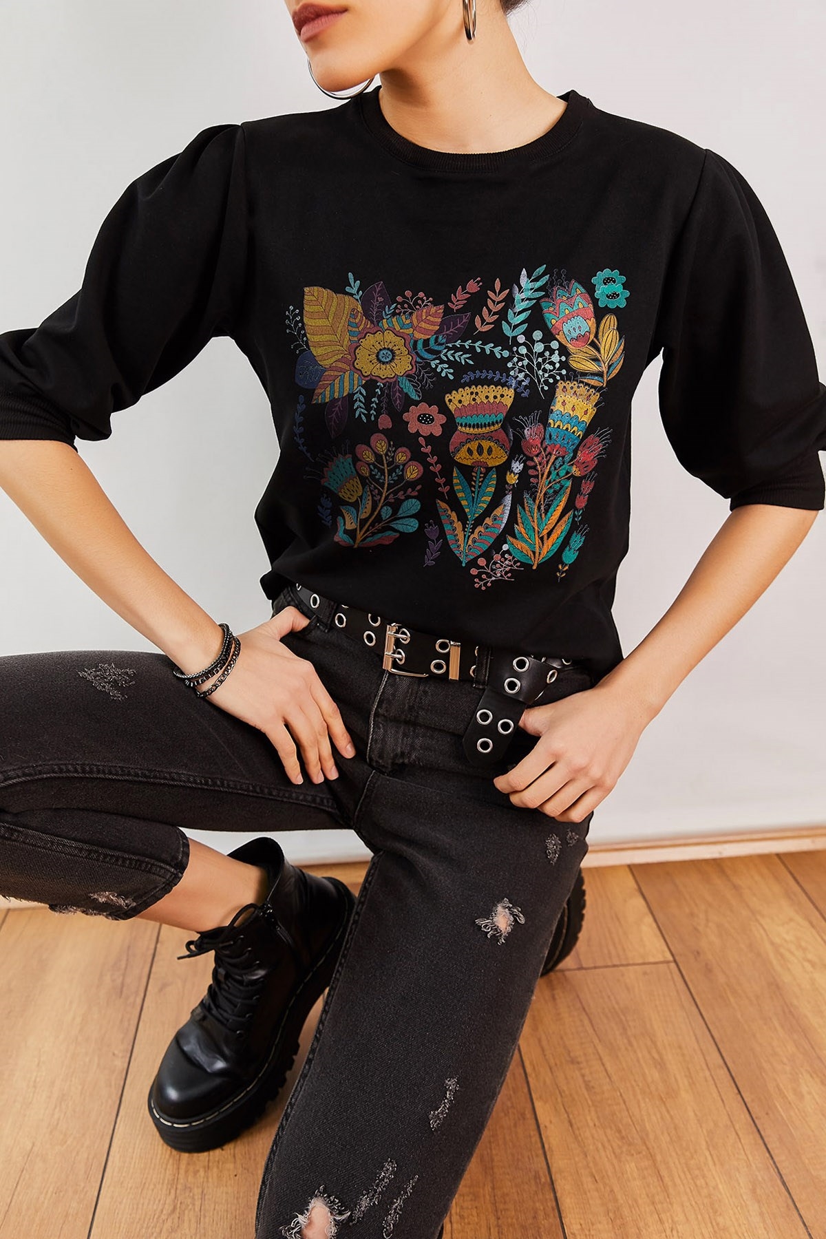 

Жіночий лонгслів з принтом та коротким рукавом Boutiqen 1219 XL Черный
