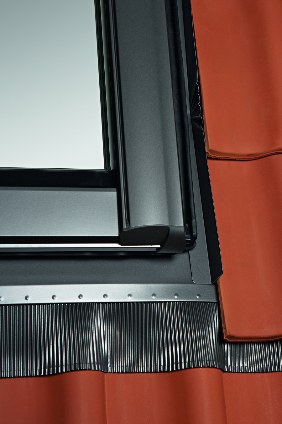 

Оклад Designo EDR Rх WD 1X1 ZIE AL 06/11