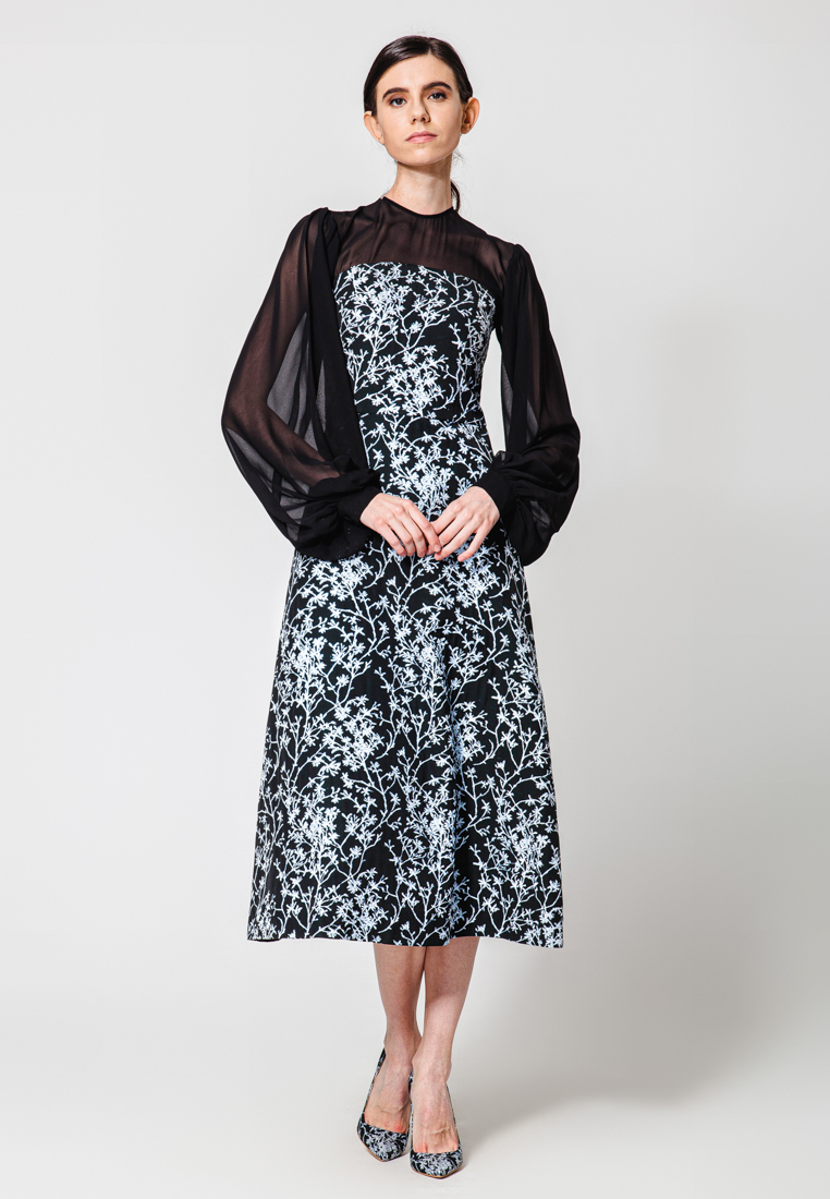 

Коктейльное платье Nai Lu-na by Anastasia Ivanova AI3712  Черное с серебристым, Коктейльное платье Nai Lu-na by Anastasia Ivanova AI3712 XS Черное с серебристым