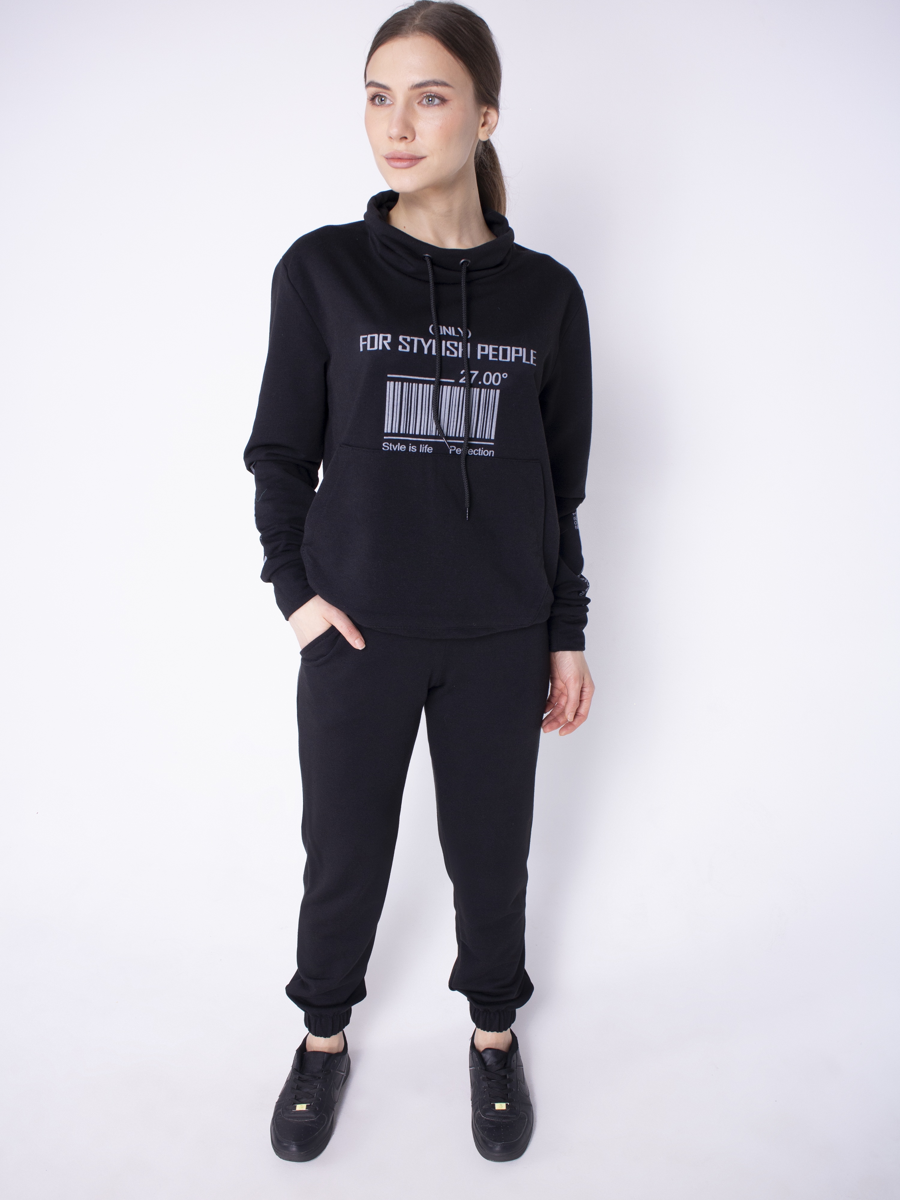 

Спортивный костюм Olis-style Штрихкод 10020 52 Черный