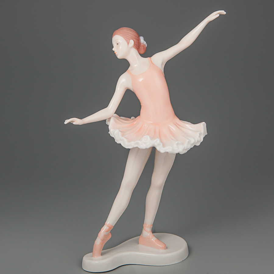 

Фарфоровая фигурка Балерина в розовом Unicorn Studio AL84693