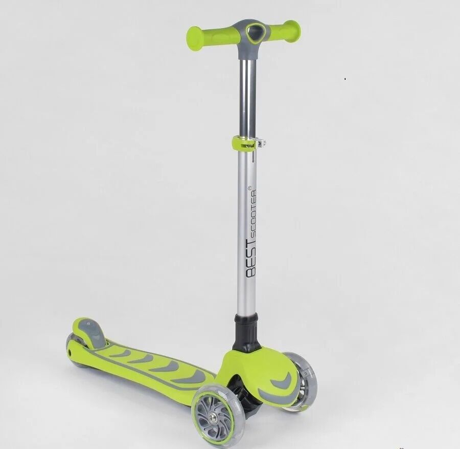 

Детский самокат Best Scooter (46987) со световым эффектом, салатовый