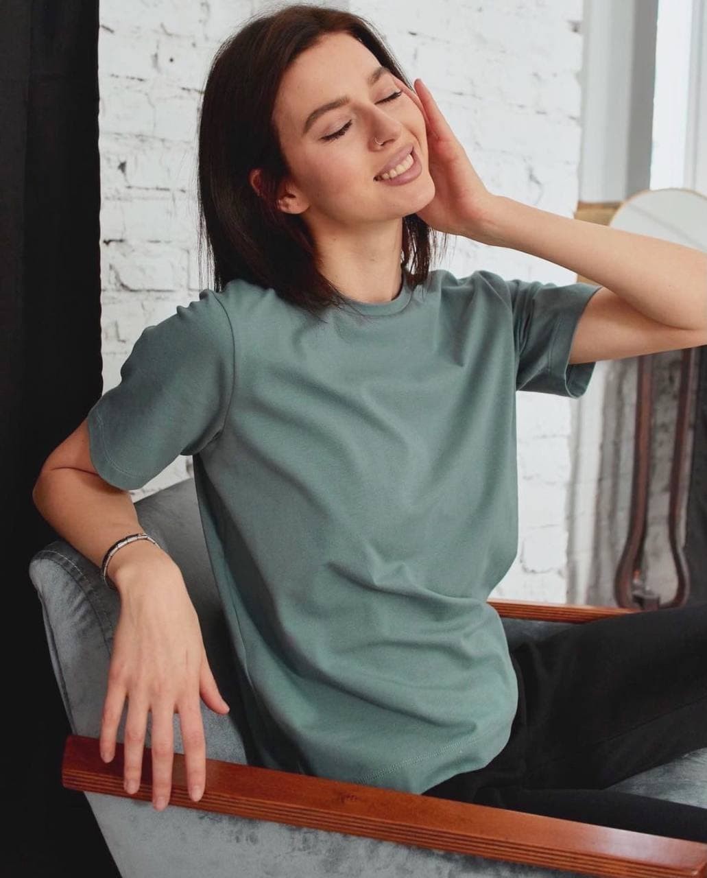 

Футболка женская Oversize олива 42-48 B110
