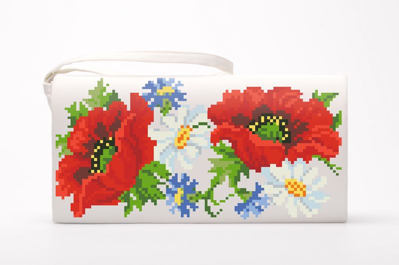 

Набір для вишивки нитками Барвиста Вишиванка заготовки пошитого клатча Маки, ромашки, волошки (КЛ001лМ1301i)