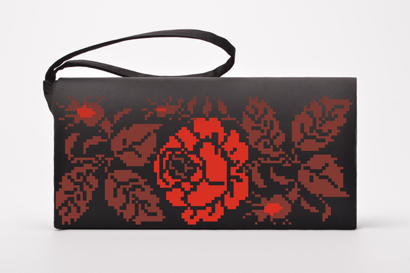 

Набір для вишивки бісером Барвиста Вишиванка заготовки пошитого клатча Троянда (КЛ071дЧ1301k)