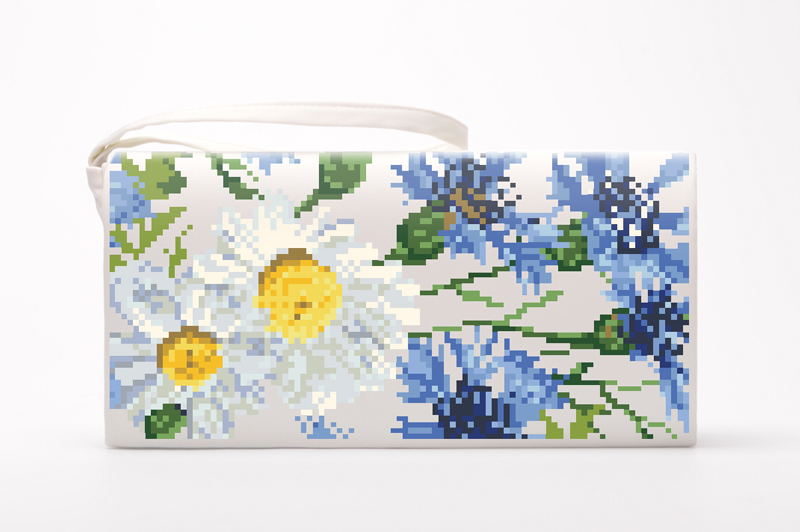 

Набір для вишивки бісером Барвиста Вишиванка заготовки пошитого клатча Волошки і ромашки (КЛ177лМ1301k)