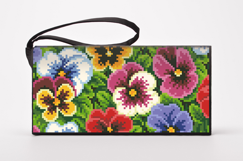 

Набір для вишивки бісером Барвиста Вишиванка заготовки пошитого клатча Мальовничі братки (КЛ172дЧ1301k)