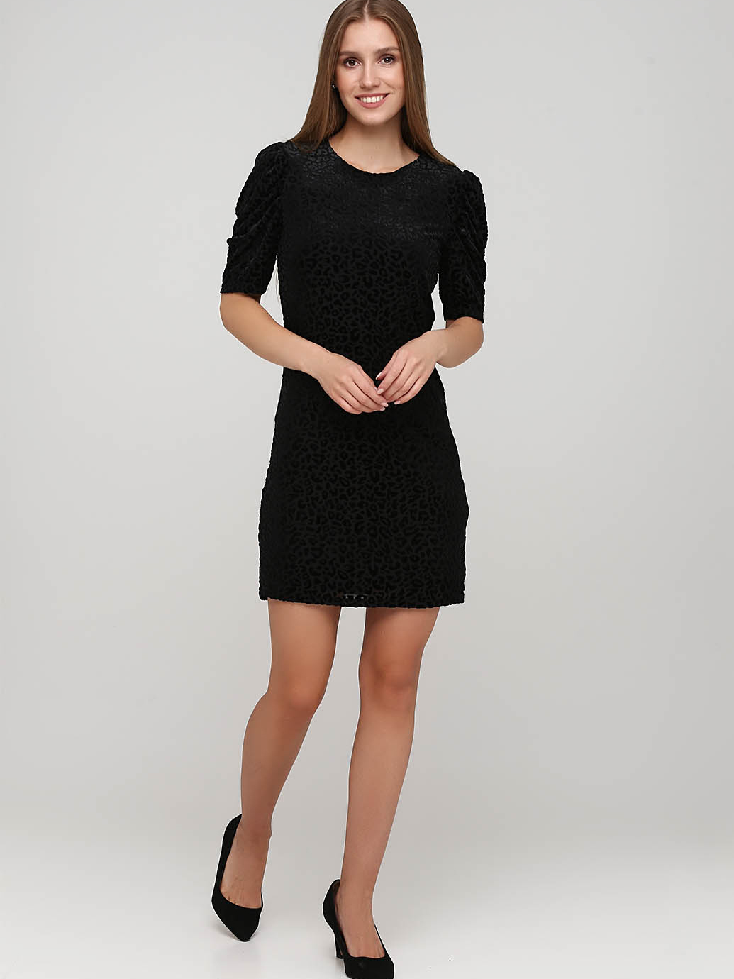 

Платье C&A 1102309s32 34 Черное