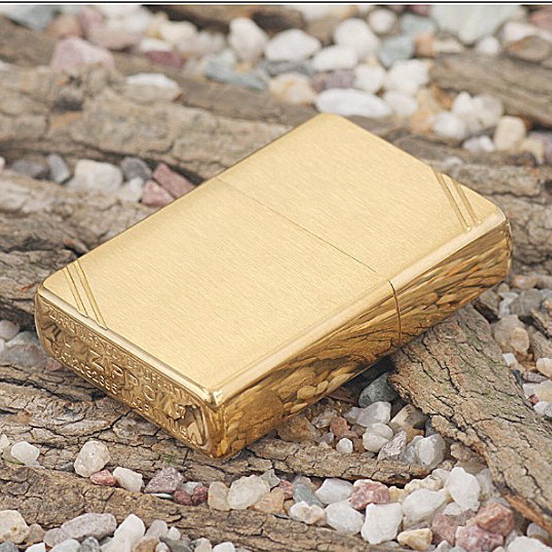 

Зажигалка Zippo VINTAGE BRUSHED FIN BRASS (240)