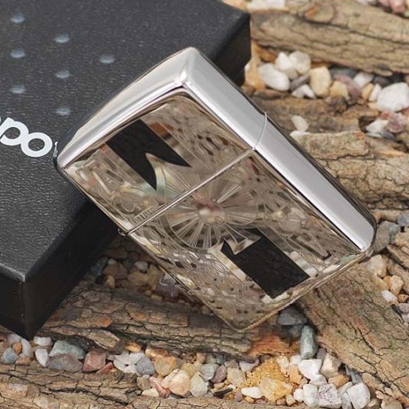 

Зажигалка Zippo ACE (24196)