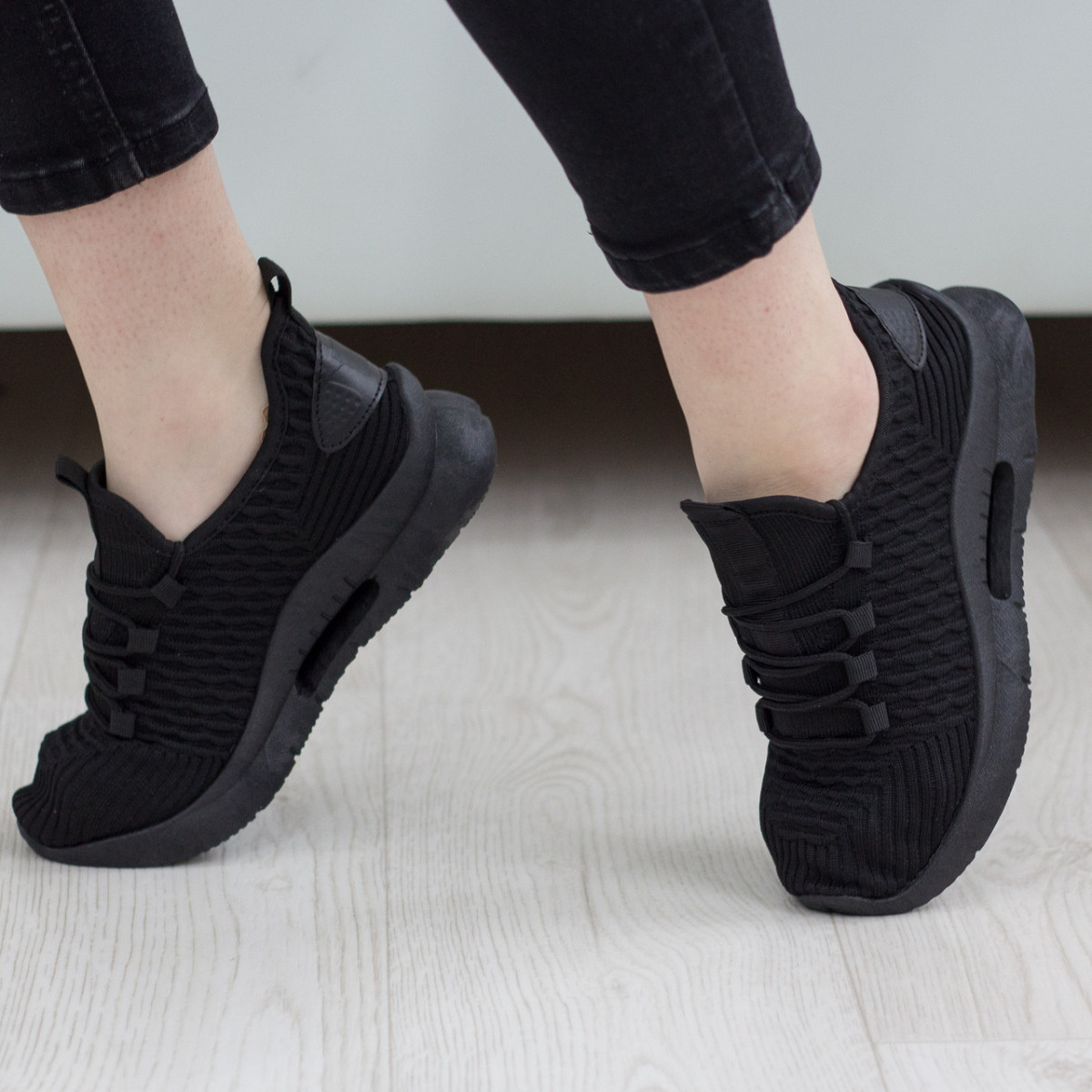 

Кроссовки женские Shoes Ymilie 2661 39 размер 25 см Черный