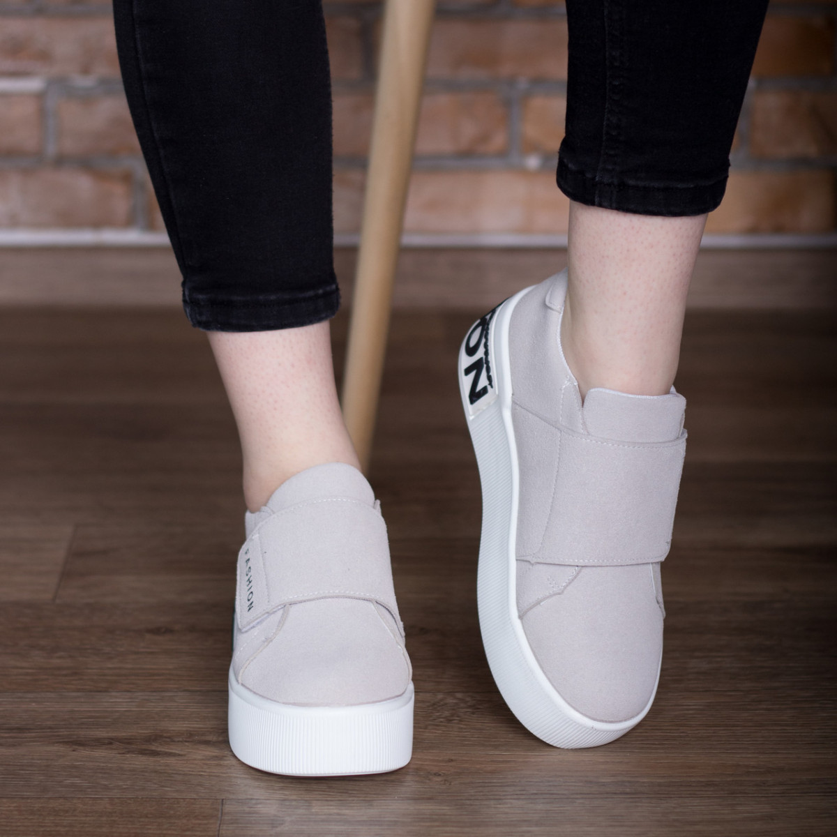 

Слипоны женские Shoes Abiah 2733 37 размер 23.5 см Серый