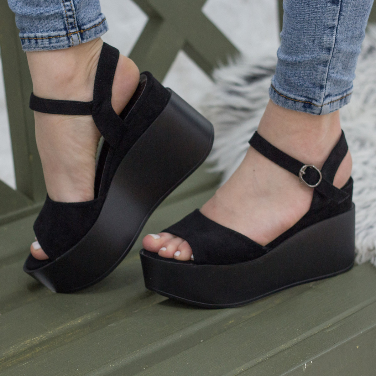 

Женские босоножки Shoes Jaeger 2717 39 размер 25 см Черный