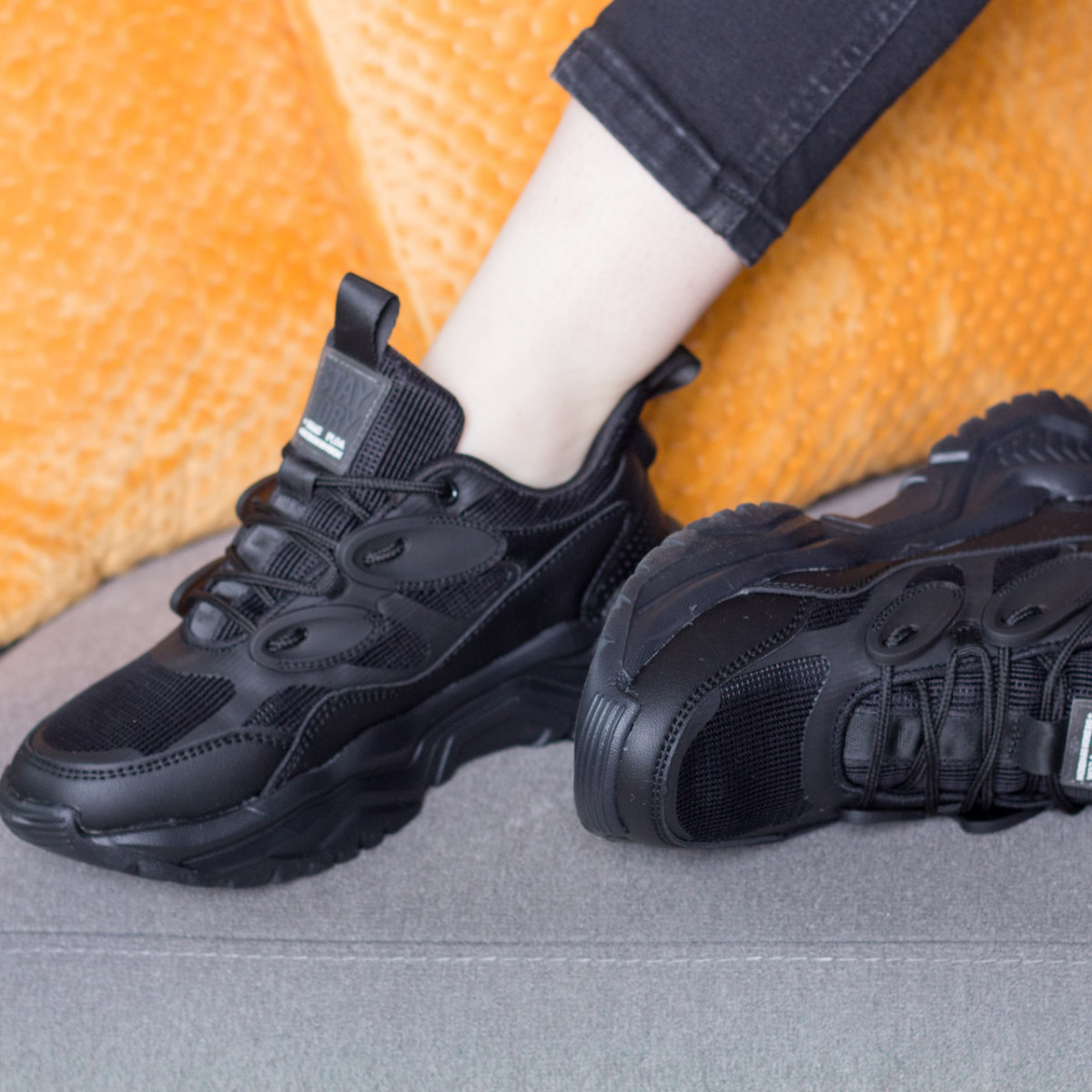 

Кроссовки женские Shoes Questor 2699 38 размер 24.5 см Черный