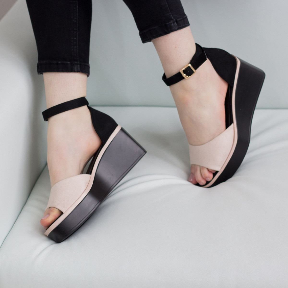 

Женские босоножки Shoes Abrico 2746 41 размер 26 см Розовый