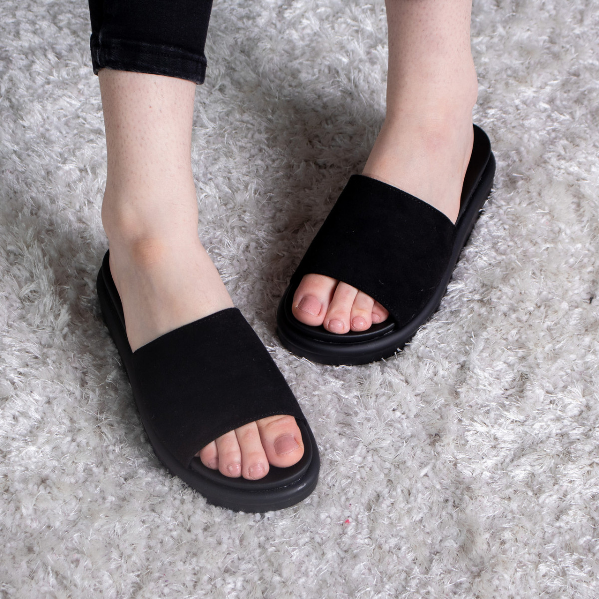 

Шлепанцы женские Shoes Kan 2839 39 размер 25 см Черный