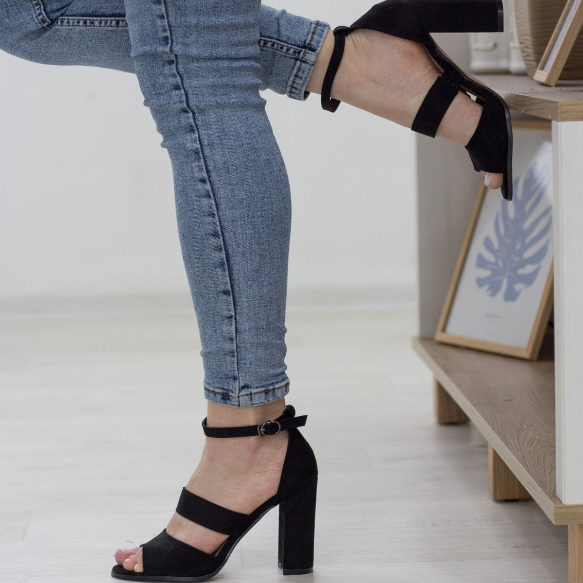 

Женские босоножки Shoes Fairfax 2803 38 размер 24.5 см Черный
