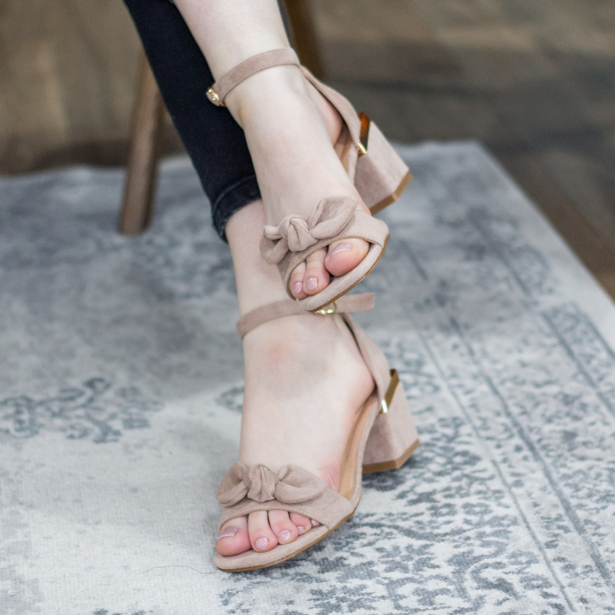 

Женские босоножки Shoes Abner 2751 37 размер 24 см Бежевый