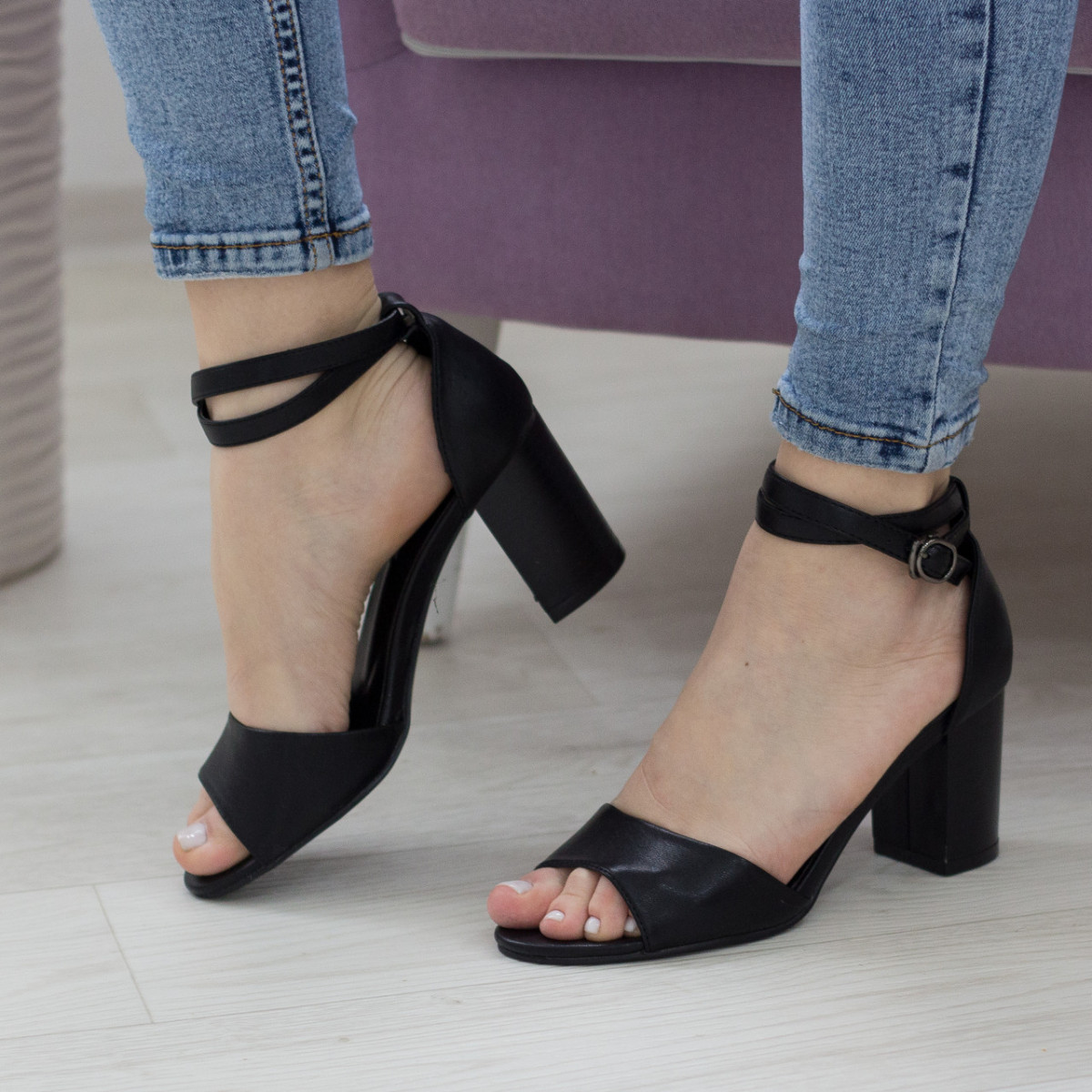

Женские босоножки Shoes Mac 2757 39 размер 25 см Черный