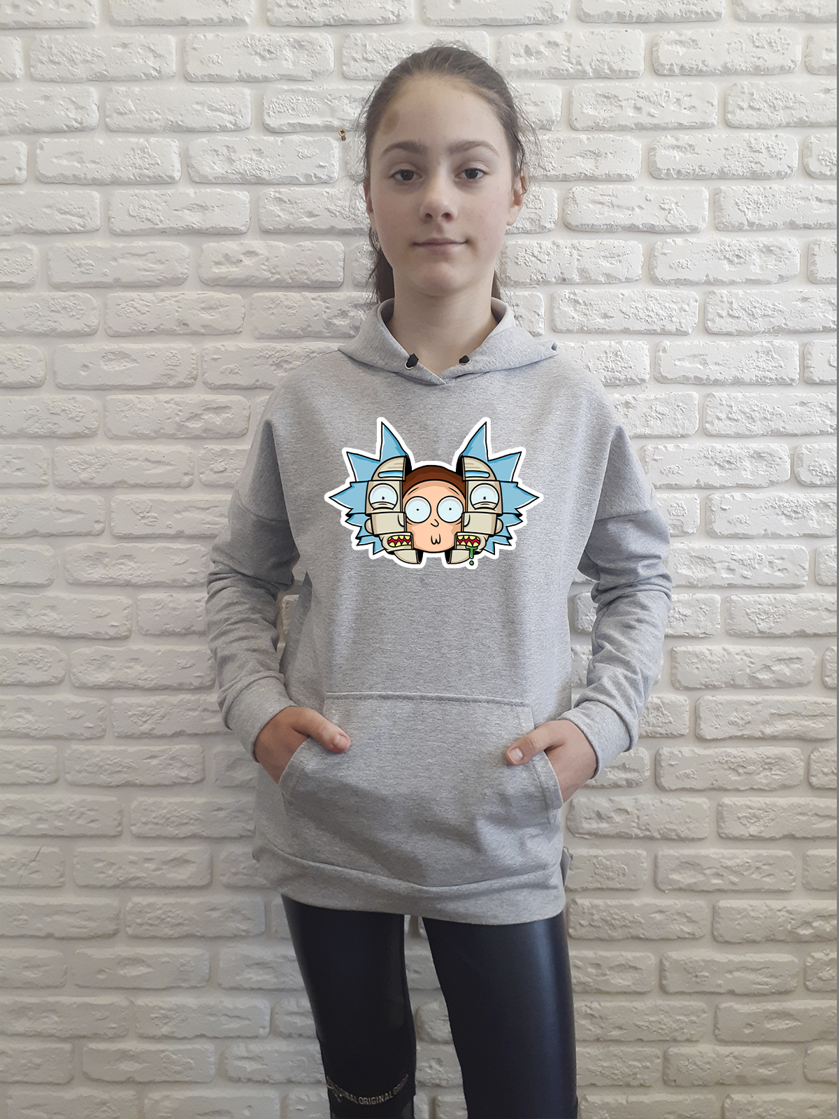 

Худи для девочек ArtSvet Рик и Морти (Rick and Morty) Серая 140 см NWRMSER
