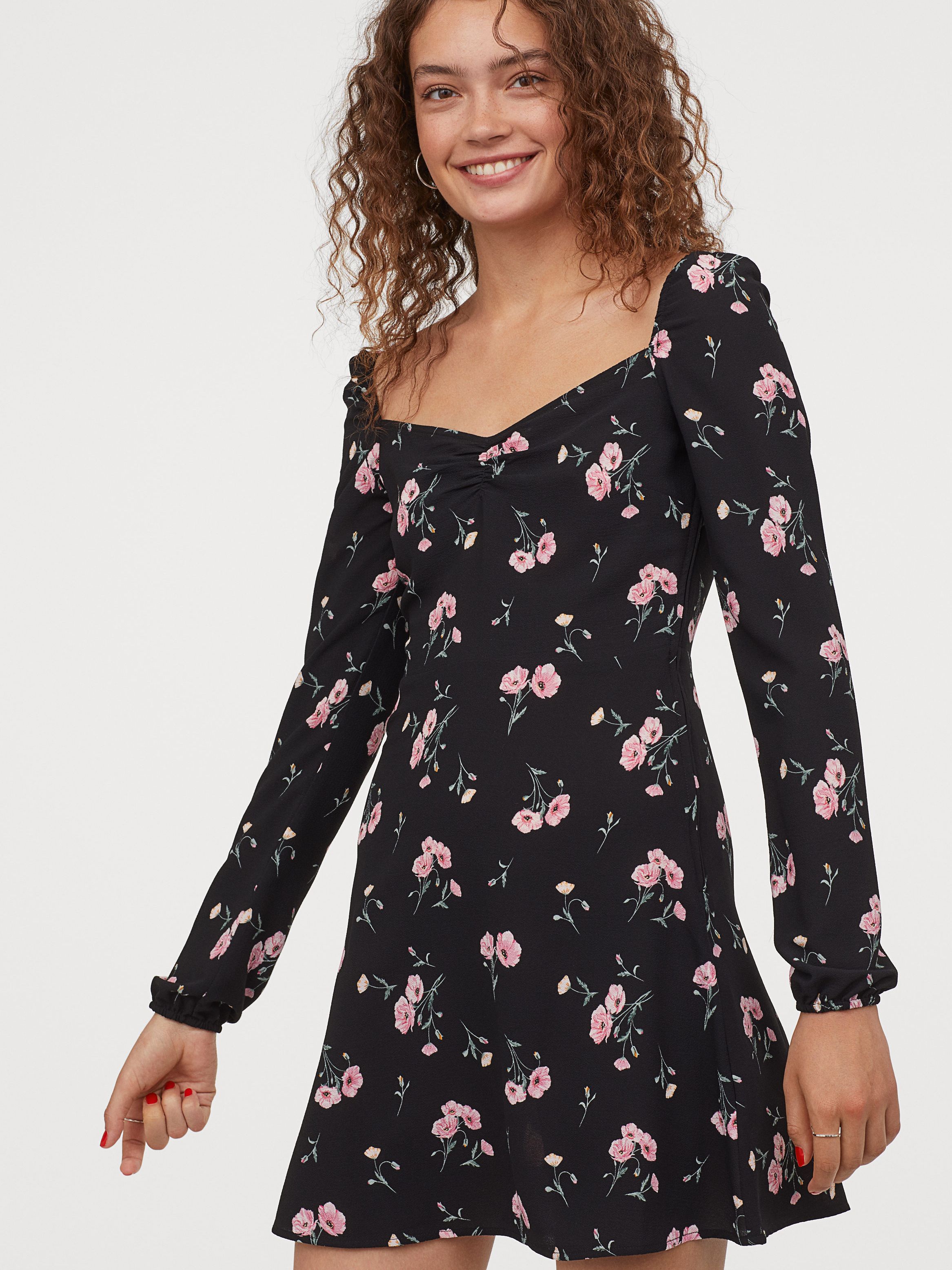 

Платье H&M 060784396_flower 36 Черное с розовым