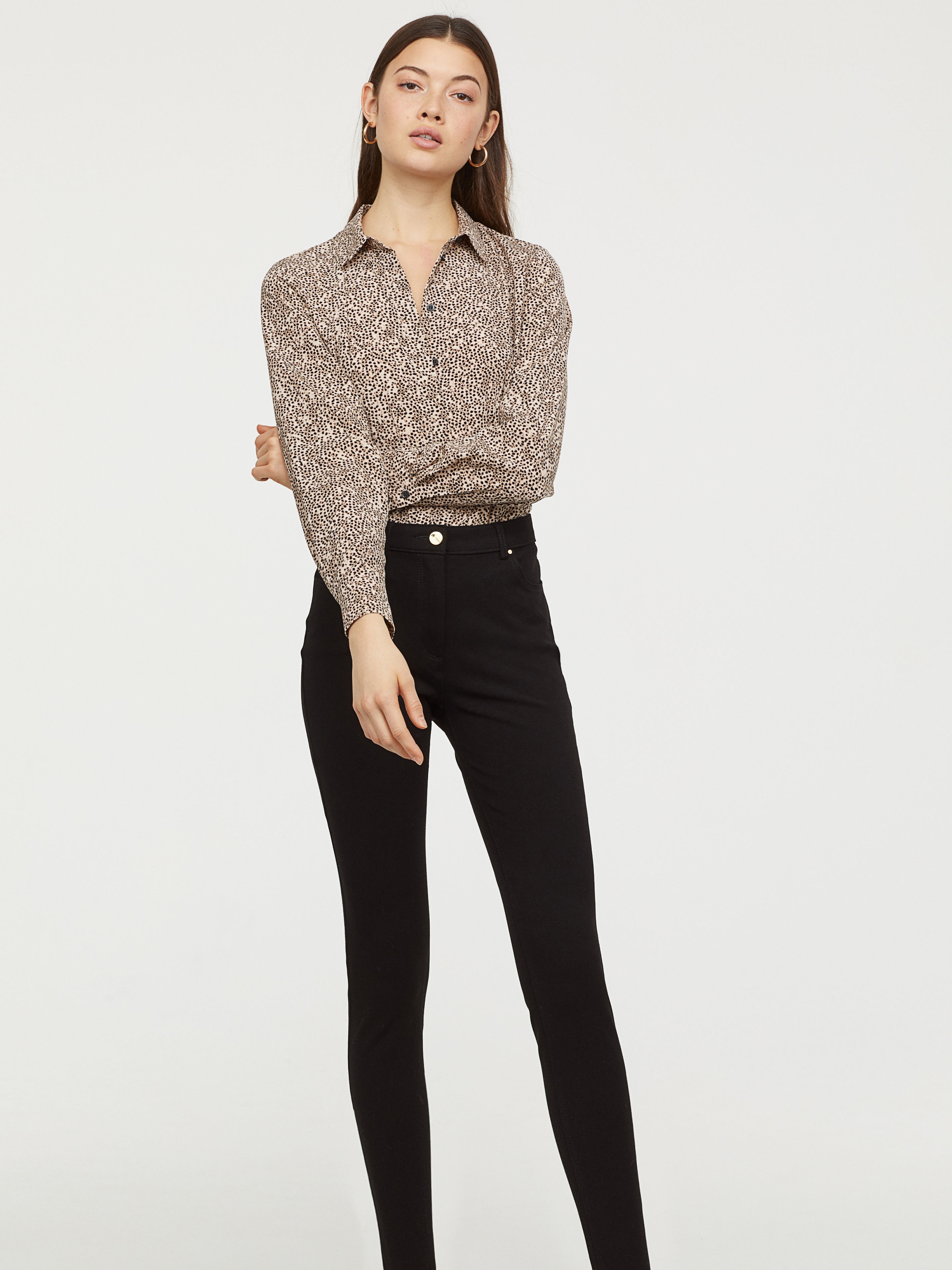 

Брюки H&M 5784767RP5  Черные, Брюки H&M 5784767RP5 40 Черные