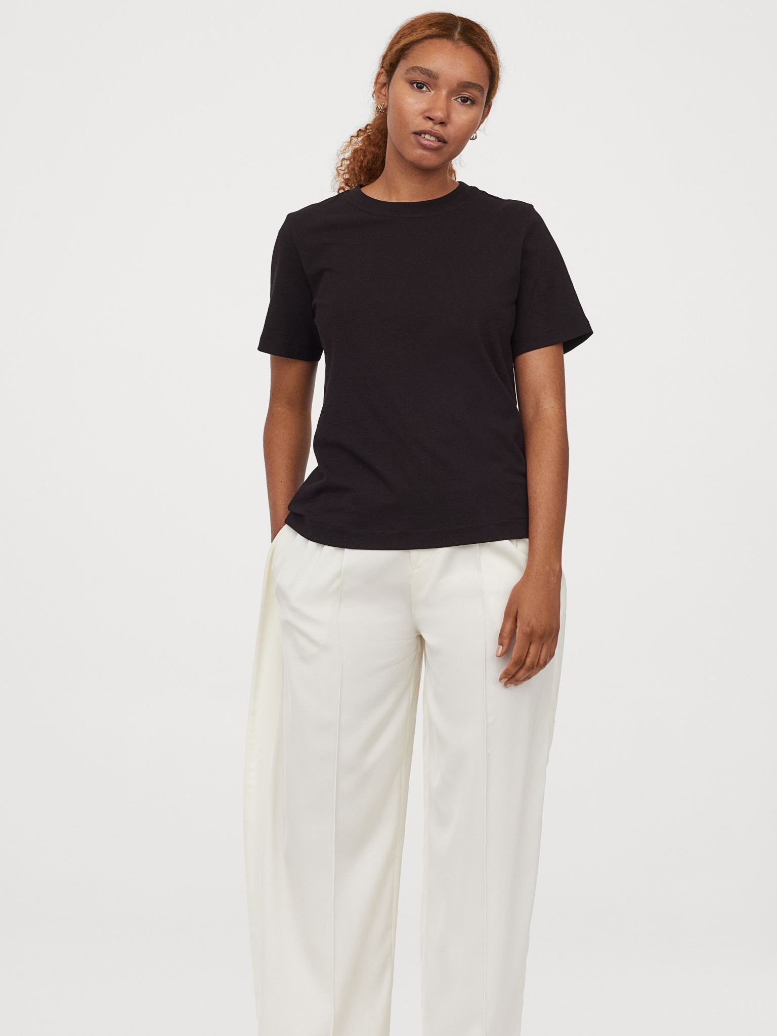 

Футболка H&M 8279681dm S Черная