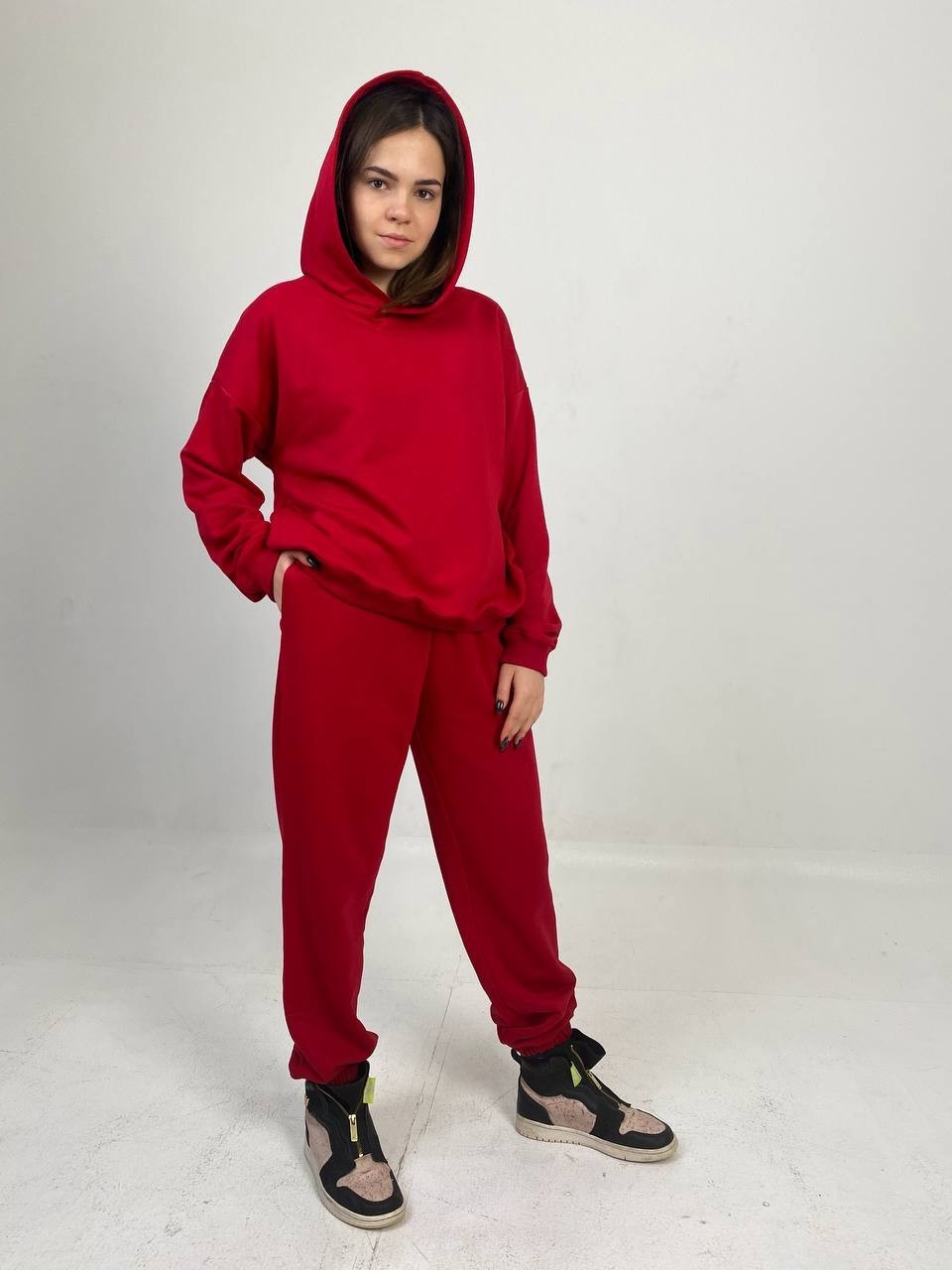 

Женский повседневный костюм Paita М1000 L Красный