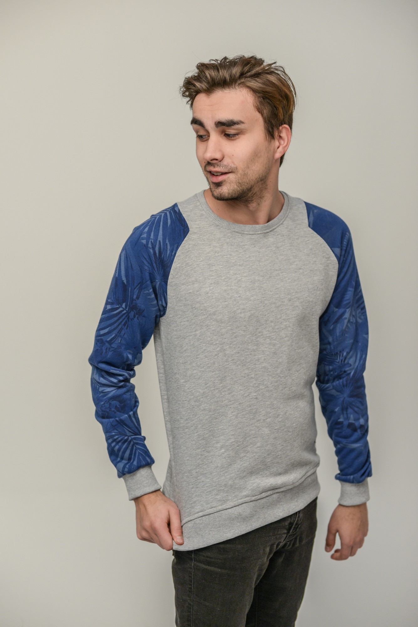 

Свитшот Nawski XL Серый (S 17-09)